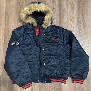 VTG Y2K Women’s NFL Team New England Patriots Puffer Jacket